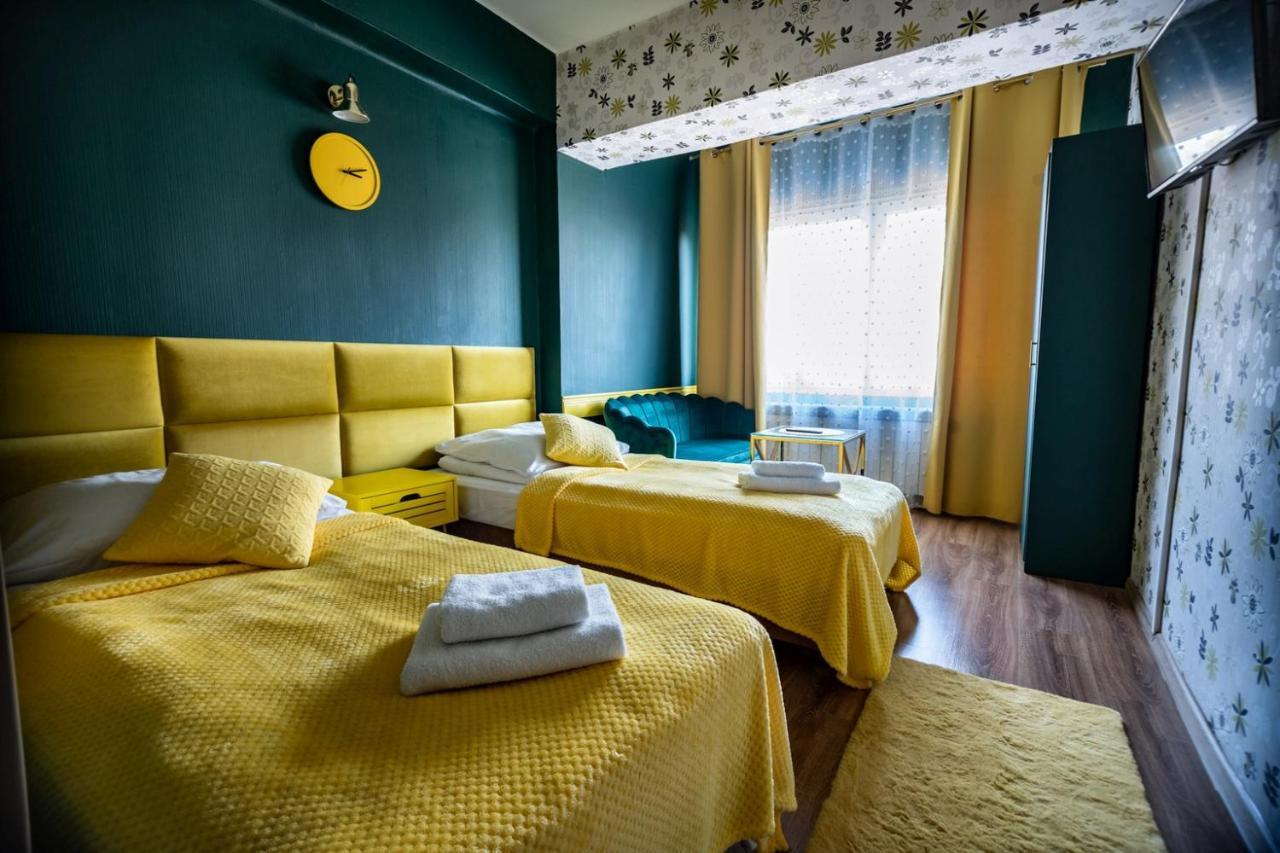 Zajazd Tumidaj Brzeznio Esterno foto